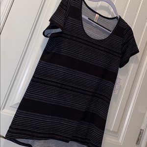 LulaRoe Classic T NWT.  This is a great top!